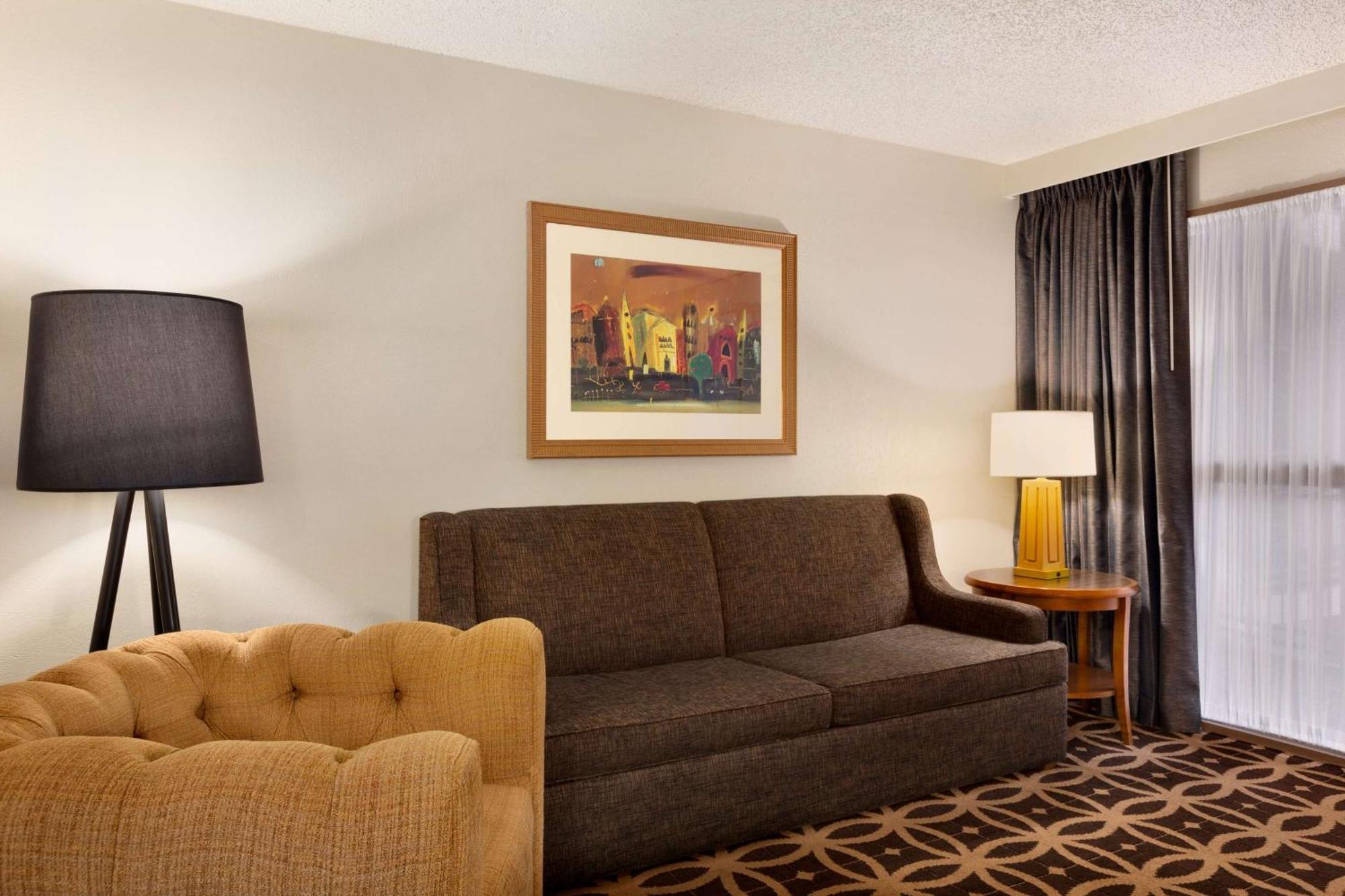 Suite with Two Queen Beds - Non-Smoking